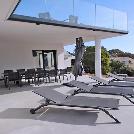 Holiday home Chantoiseau