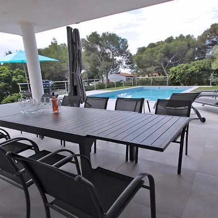Chantoiseau Holiday home